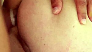 Ripped bisexual stud explodes in muscular group cumshot