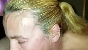 Ε, πόρνη γυναίκα, πόσο σπέρμα μπορείς να καταπιείς στο λαιμό σου;