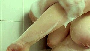 Teasing Fun In The Bathtub Pool