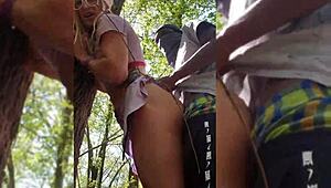 ह्यूज बीबीसी जंगल में सिसी को जोर से डोमिनेट करता है एनल में