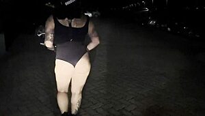 i dressed as the hottest slutty cop for halloween and sucked his dick until he came in my mouth