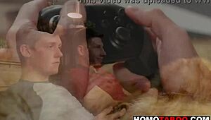 Genç Bekaretini Gay Üvey Kardeşine Bareback Verdi