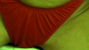 im a mature puta gettin masturbated so good by this guy