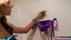 twistys - justin magnum and victoria rae black in steamy service