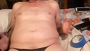 I'm jacking and enjoying anal sex