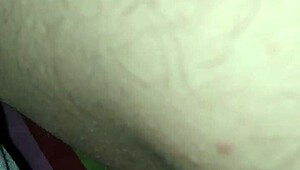 licking my girlfriend's pussy until she cums 😏