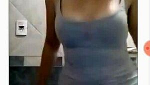 Sexy Argentinian Angeles Correa Gets Horny