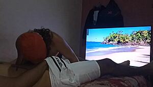 This hot Colombian masked guy sneaks into my room and gives an amazing blowjob 😍