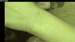 Zander Lin uses strap-on on Deauxma, making her squirt hard?