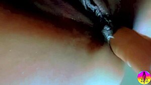 Hej, podívej se na tu latinsko-ryšavou v solo análu