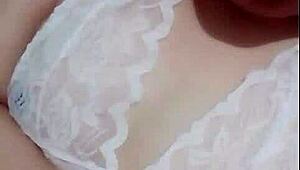 Teen girl reveals tight pussy show