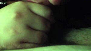 Girlfriend gives pov blowjob to amateur