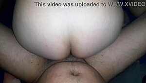 Amateur couple fucks in cowgirl