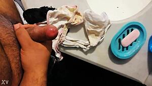 義姉の使用済みパンティのエロい話