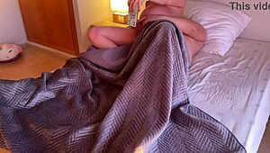 Hey, I'm fucking my pregnant neighbor right now 😏