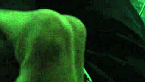 quick solo handjob with music playing