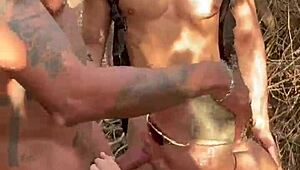 i had a wild orgy with famous twinks outdoors on the trail with lots of hung guys
