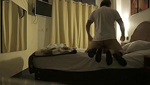 montando a mi puta y le hecho los mocos en las piernas, peruvian brunette amateur latina