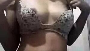 Latina venezolana madura hace show en webcam