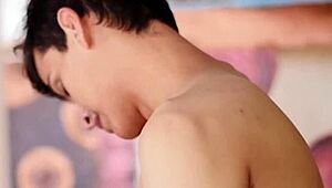 southernstrokes twinks justin cross and adam strong go bareback in a steamy session with monster cocks