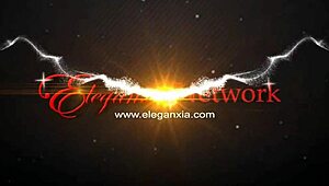 asian babe gives relaxing penis massage 😊