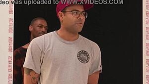 Hé, nézd meg az Ersties Tinder játékát valóságban 2!