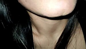 Ela Arrived With Anal Plug Ready For Assfucking