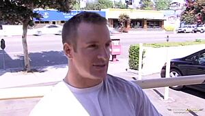 Blonde babe picks up strangers for fucking 😊