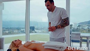 Film Massage Delphine Berakhir Panas!