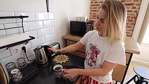 i love waking up to bent-over pussy licking and big cock doggystyle riding