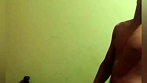 Que RICO me lo hace con su MONSTER COCK