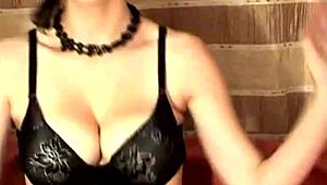 nadika dances on webcam, teasing pussy before anal 😈