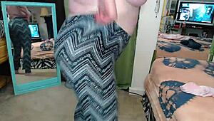 dawnskye entices me to eat her ass and pussy in pov face sitting after changing leggings 😏