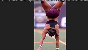 Ebony fitness queen shows off her ass