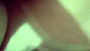 Neg�o gostoso me fudeu em casa, interracial e gostoso