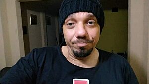 Dany Rio teaches how to become an independent porn actress in lesson one.