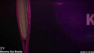 Kali Roses' seductive game of cat and mouse in Brazzers' stream