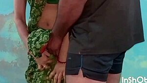 Indian bride's first sexual encounter with her lover in explicit video