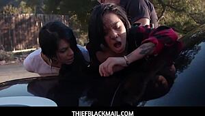 Lp officers confront two shoplifter teens with a bold move. They take turns pleasing him in the office.