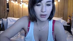 Big Natural Tits Webcam Girl