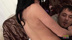 milf convinces boyfriend to drill her shaved pussy