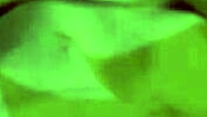 Kleines Teen 18+ Girl Gets Fucked By Her Friend