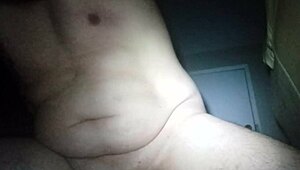 Hey, watch this egg cummin with a big cumshot.