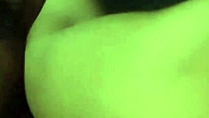 Real amateur video of stepmother and stepson having condom-free sex