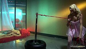 i got so horny rollerblading in pink stockings, had to ride my boyfriend’s dick