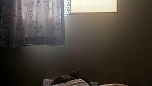 Grabo a la mujer de primo para que se de cuenta que le es infiel