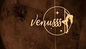 Terapia anal, wanna see me prep this latina ass with a plug?