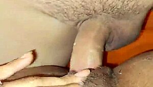 follando a mi compa�era latina en doggystyle parte 2, leche disparada 😈