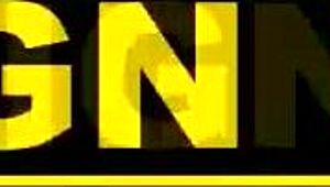 太棒了！泰国人妖吸大鸡巴射脸！