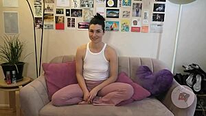 i-i messed up, belle erotic fingers laurel serene on the sofa during massage